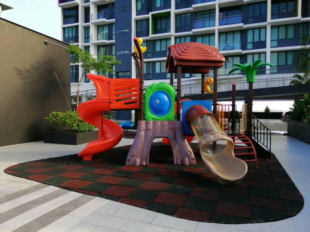 2Br Jazz Suites Vivacity Megamall Kuching Sarawak Exterior foto